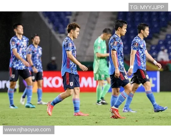 电竞比分解析平精英IG战队边路渗透策略的深度剖析与战术运用